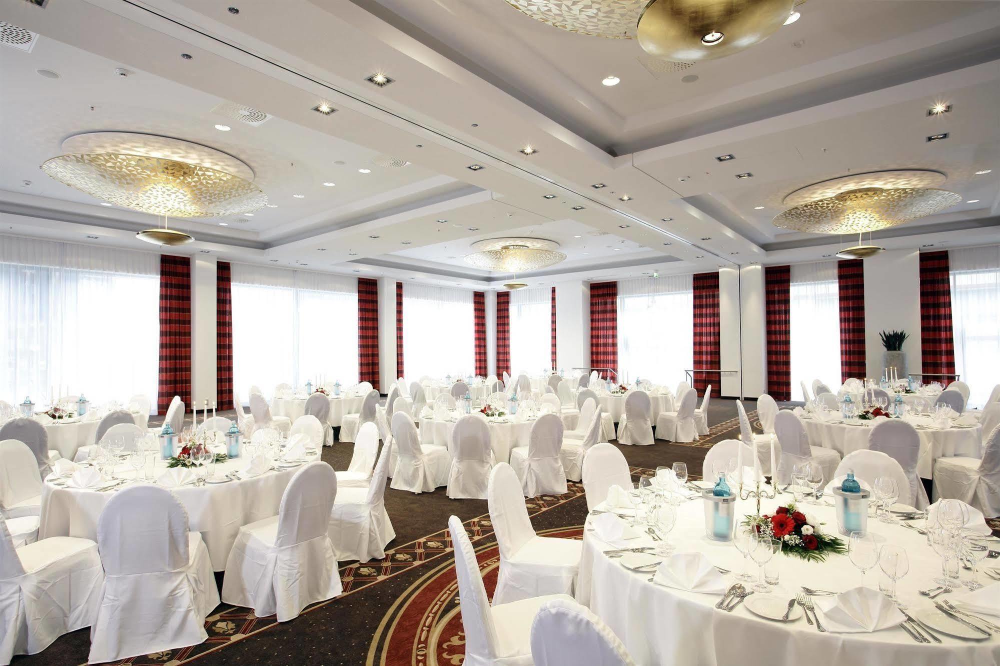H4 Alexanderplatz Hotel Berlim